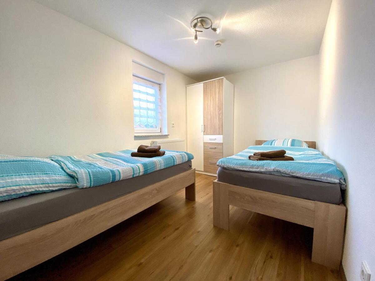 Ferienhaus Julian ทาเลอ ภายนอก รูปภาพ